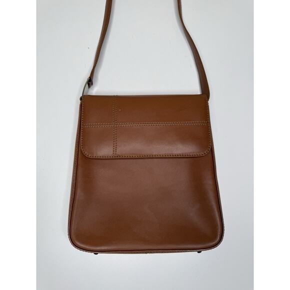 Oroton Australia Shoulder Bag Brown Leather Small Magnet Close Bottom Stud Purse - Picture 2 of 9